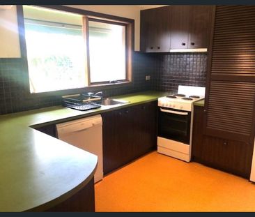 Live The Coastal Life - Photo 2