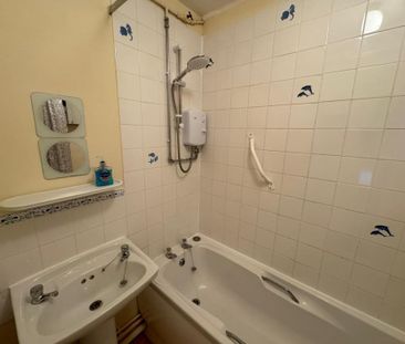 1 bedroom flat to rent - Photo 6