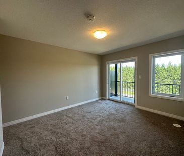 For Lease - 70 Thatcher Drive, Guelph, Ontario - Photo 6