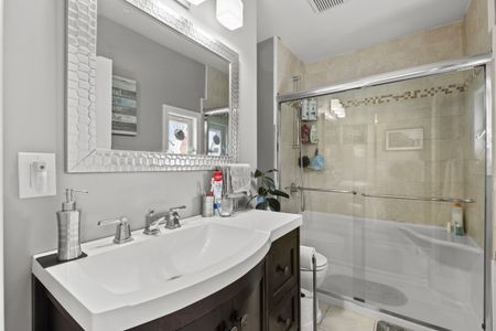 For Lease - 35 Leeper Street, St. Catharines, Ontario - Photo 2