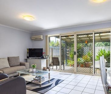 Private & Practical Living in a Convenient Mount Gravatt East Location - Photo 1