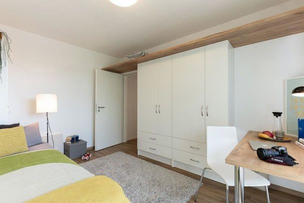 Sichere dir jetzt dein Zimmer im Studentenwohnheim Stay + Study! - Foto 1