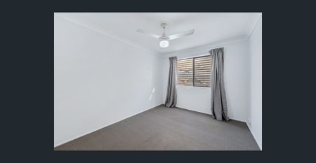 Modern 3-Bedroom Retreat in the Heart of New Farm - Photo 5