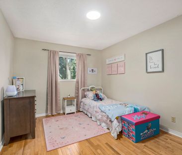 For Lease - 9 Glacier Street, Barrhaven, Ontario - Photo 6