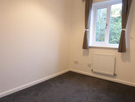 2 bedroom terraced house to rent - Photo 3
