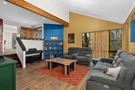 The Ultimate Family Home - Even Room for Granny - Photo 2