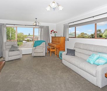 Prime Location & Pet-Friendly - Photo 1