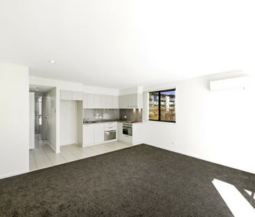 Spacious 1 Bedroom Apartment - Photo 5
