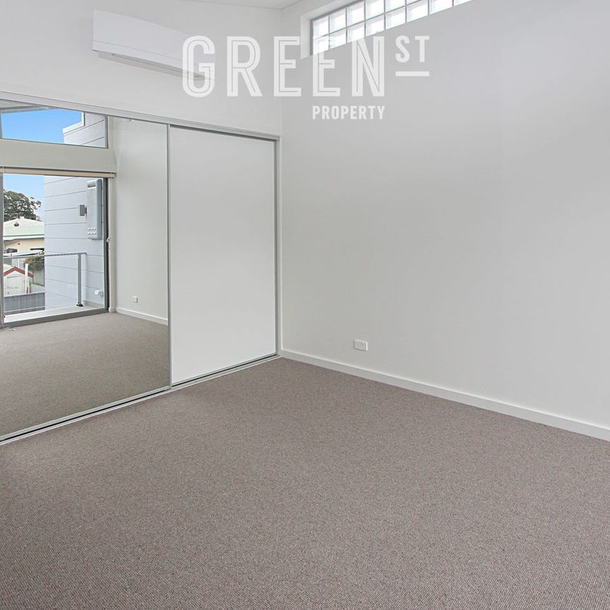 MODERN AND SPACIOUS LIVING - Photo 1