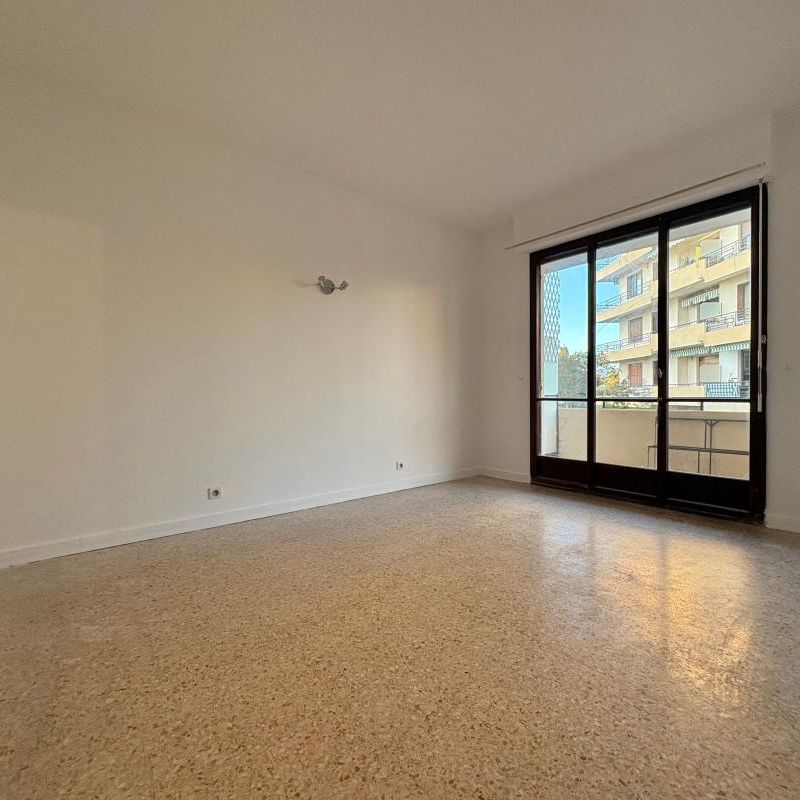 Location Appartement 3 pièces 62m² NICE 06200 - Photo 1