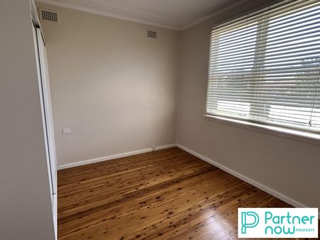 17 Anthony Road, TAMWORTH NSW 2340 - Photo 5