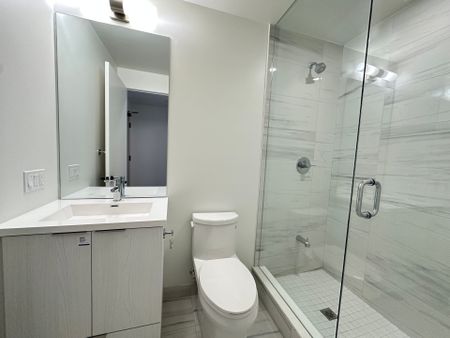 For Lease - 8 Interchange Way Unit# 2206, Vaughan, Ontario - Photo 3