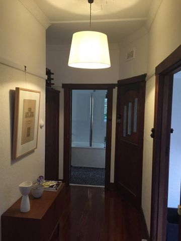 St Kilda West - Photo 5