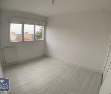 Location Appartement 4 pièces 64m² CHATEAUROUX 36000 - Photo 4