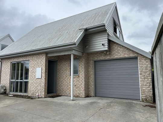 519b Cashel St - 2 Bedroom Townhouse Close to City - Photo 1