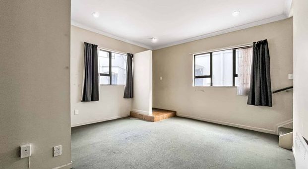 TWO WEEKS FREE RENT - Welcome to 7/253 Riddiford Street - Photo 1