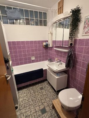 Roisdorf: 1-Zimmerwohnung mit Loggia - Foto 1