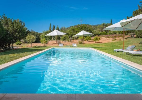 Es Cubells, Balearic Islands 07839