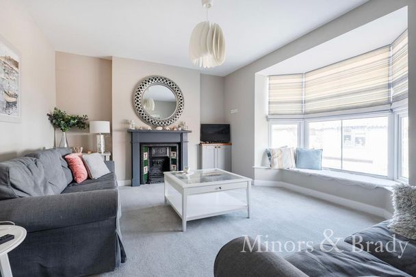 3 bedroom maisonette to rent - Photo 1