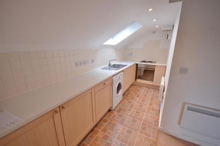 1 bedroom apartment to rent - Photo 2