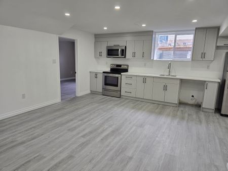 For Lease - 19 Stonecrest Boulevard, Quinte West, Ontario - Photo 2