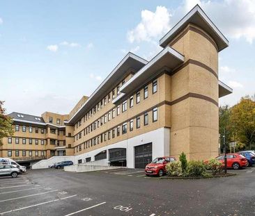 Bracknell, Berkshire, RG12 - Photo 6