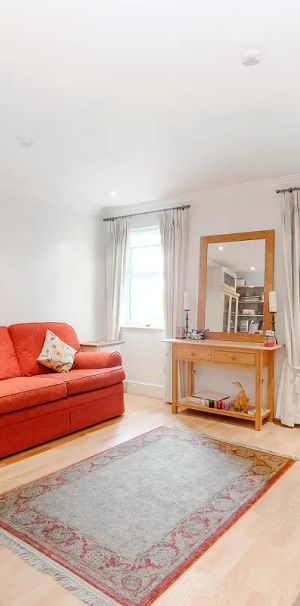 1 bedroom flat in Richmond - Photo 1