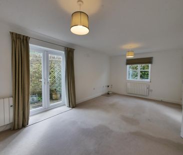 2 bedroom end of terrace house to rent - Photo 5