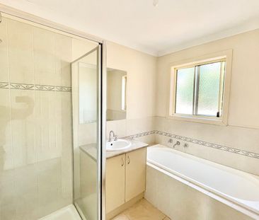 Spacious 3-Bedroom Family Home in a Prime Location - Photo 6