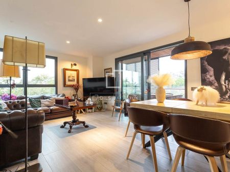 Esplugues de Llobregat, Catalonia 08950 - Photo 3