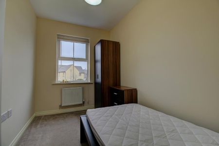 1 bedroom in a house share to rent - Photo 4