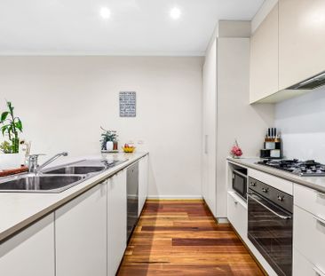 29 Excelsior Circuit, Mulgrave - Photo 2