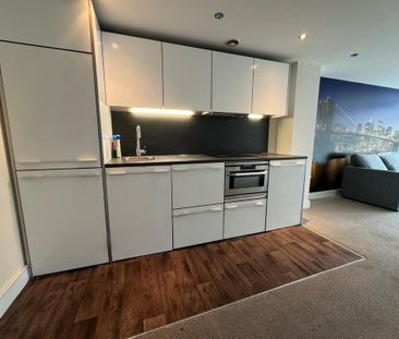 2 bedroom property to rent - Photo 6