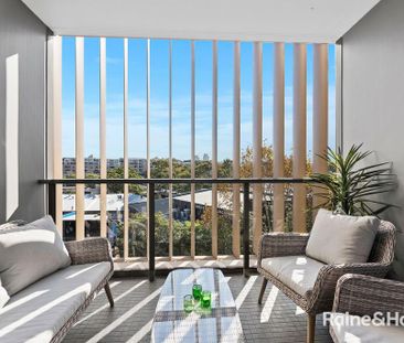 Stylish Modern Convenient Apartment - Photo 5