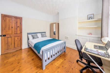 3 bedroom terraced house to rent - Photo 4