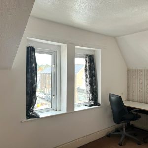 £575 PCM, All Bills Included, Furnished Room in a Shared House in Cowbridge Road East, Canton, Cardiff, CF5 1BB - Photo 3