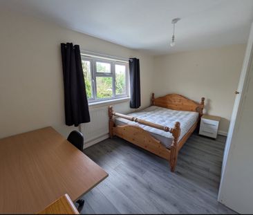 Room in a Shared House, Charter Avenue, CV4 - Photo 4