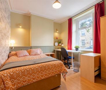 3 bedroom private hall to rent - Photo 4