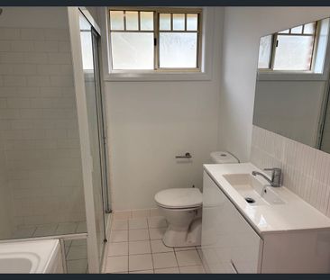 Beautifully Renovated - Photo 6