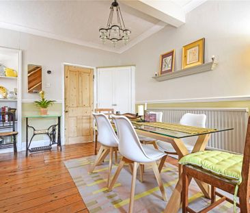 3 bedroom end of terrace house to rent - Photo 3