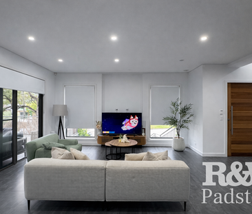 112 Centaur Street Revesby Heights - Photo 2