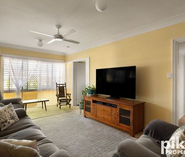 Big Family Living with a Massive Games Room and Huge Alfresco - Photo 1
