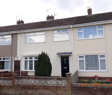 3 bedroom semi-detached house to rent - Photo 2