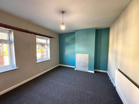 3 bedroom terraced house to rent - Photo 5