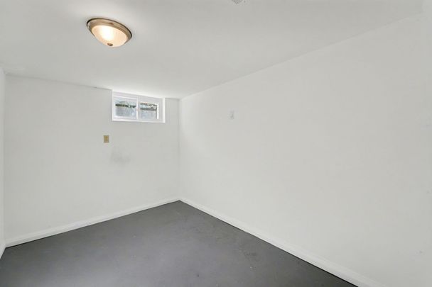 For Lease - 967 Merivale Road, Carlington - Central Park, Ontario - Photo 1