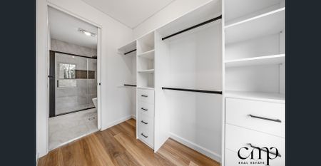 Brand New 5-Bedroom Luxury Home - Photo 2