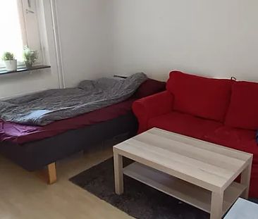 Private Room in Shared Apartment in Jakobsberg Östra - Foto 1