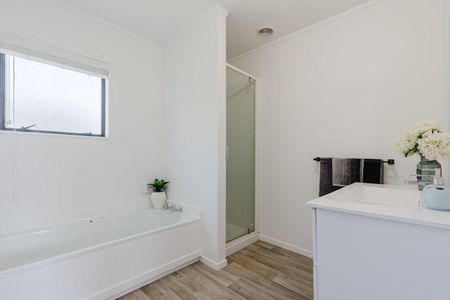 Central location - Photo 4