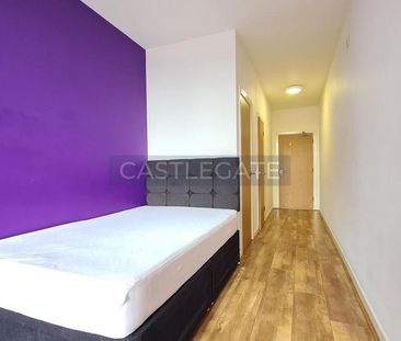 1 bedroom in a flat share to rent - Photo 6