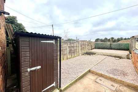 Weaver Street - Photo 4